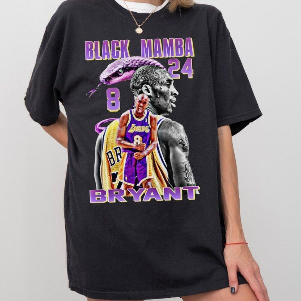Kobe Bryant Retro Basketball Sports Icon Fan T-Shirt